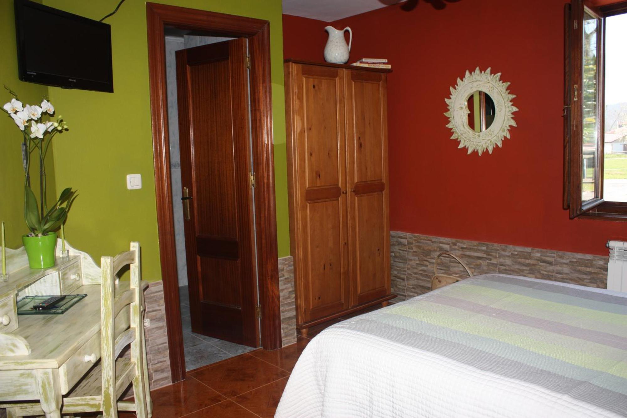 Llosa De Ibio Guest House Room photo