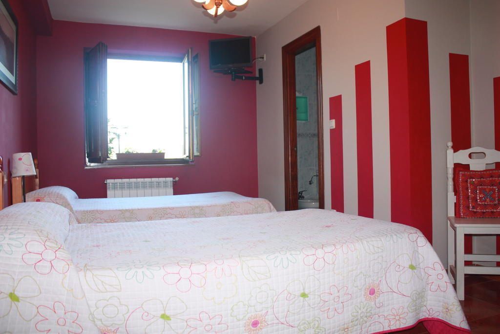 Llosa De Ibio Guest House Room photo